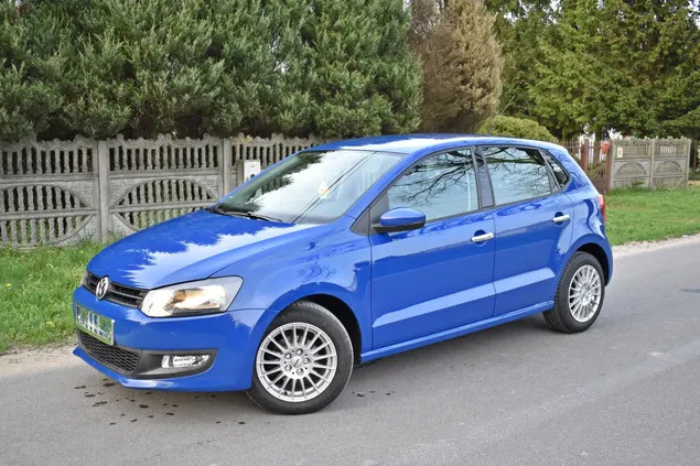 Volkswagen Polo cena 18900 przebieg: 181000, rok produkcji 2010 z Zgierz małe 497